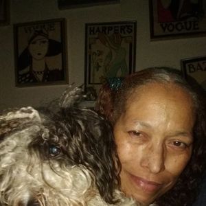 Meet your Posher, Angie